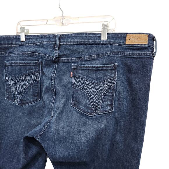 Levi's Slight Curve Boot Cut Jeans Classic Fit High Rise Dark Wash Plus Size 24W - Picture 3 of 10